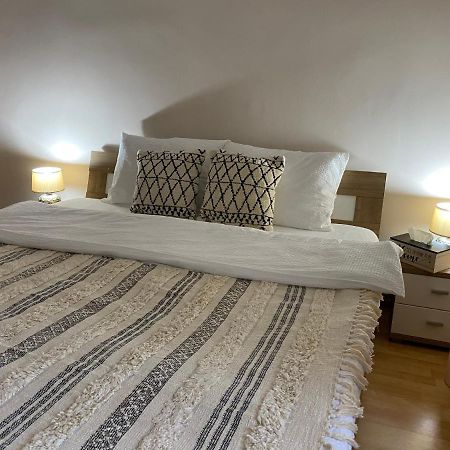 Sellada Apartament - Free Private Parking,Ac,Wi-Fi Carei Esterno foto