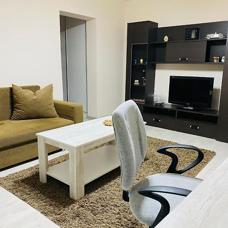 Sellada Apartament - Free Private Parking,Ac,Wi-Fi Carei Esterno foto