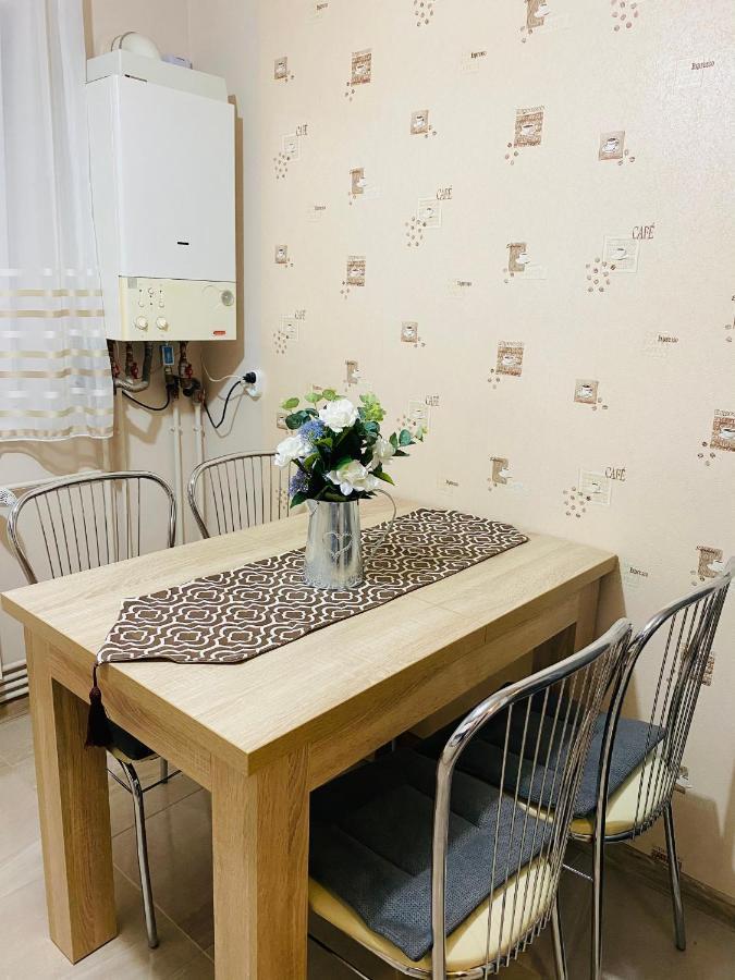 Sellada Apartament - Free Private Parking,Ac,Wi-Fi Carei Esterno foto